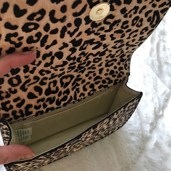 Lilly Pulitzer Cat Crossbody Bag - Picture 7 of 8